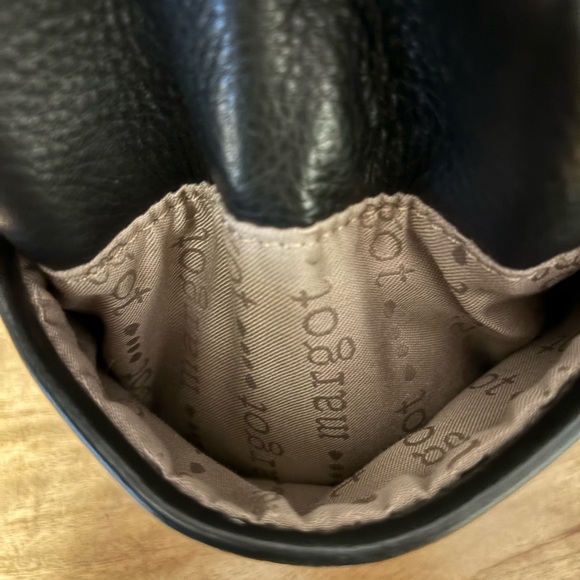 Margot soft leather handbag - Picture 3 of 7